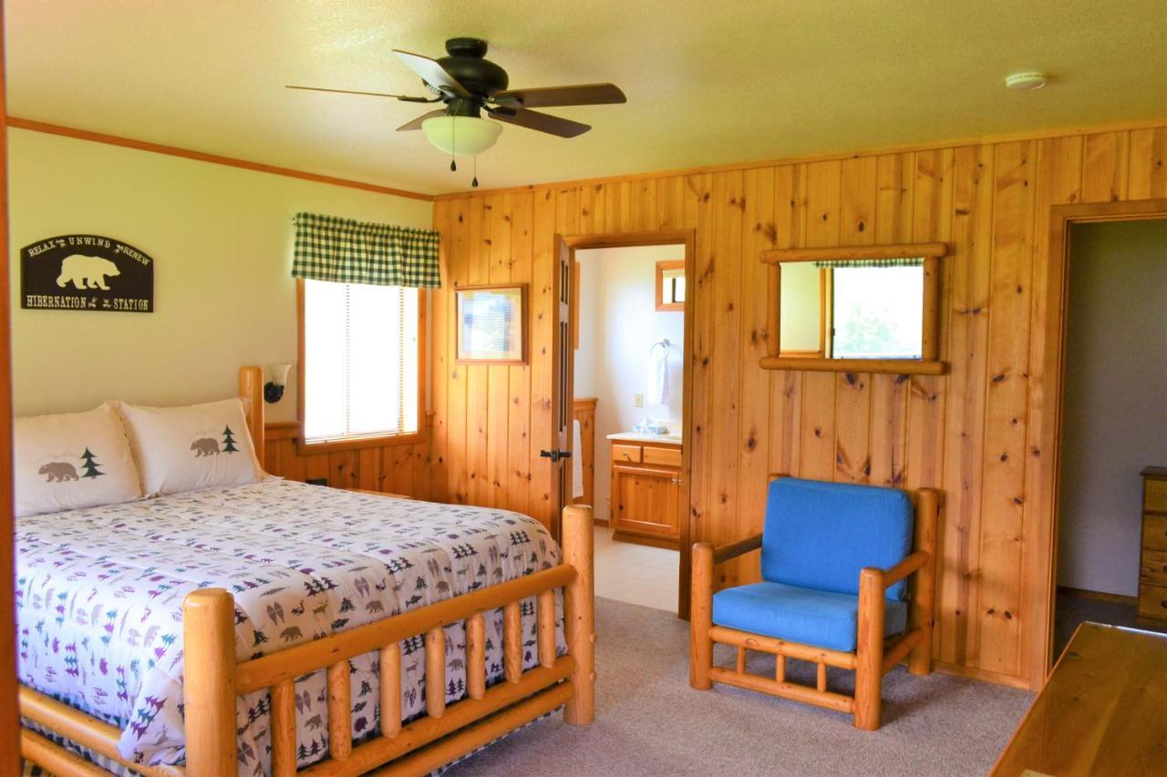 Вилла Twin Peaks Guest Ranch Salmon Экстерьер фото